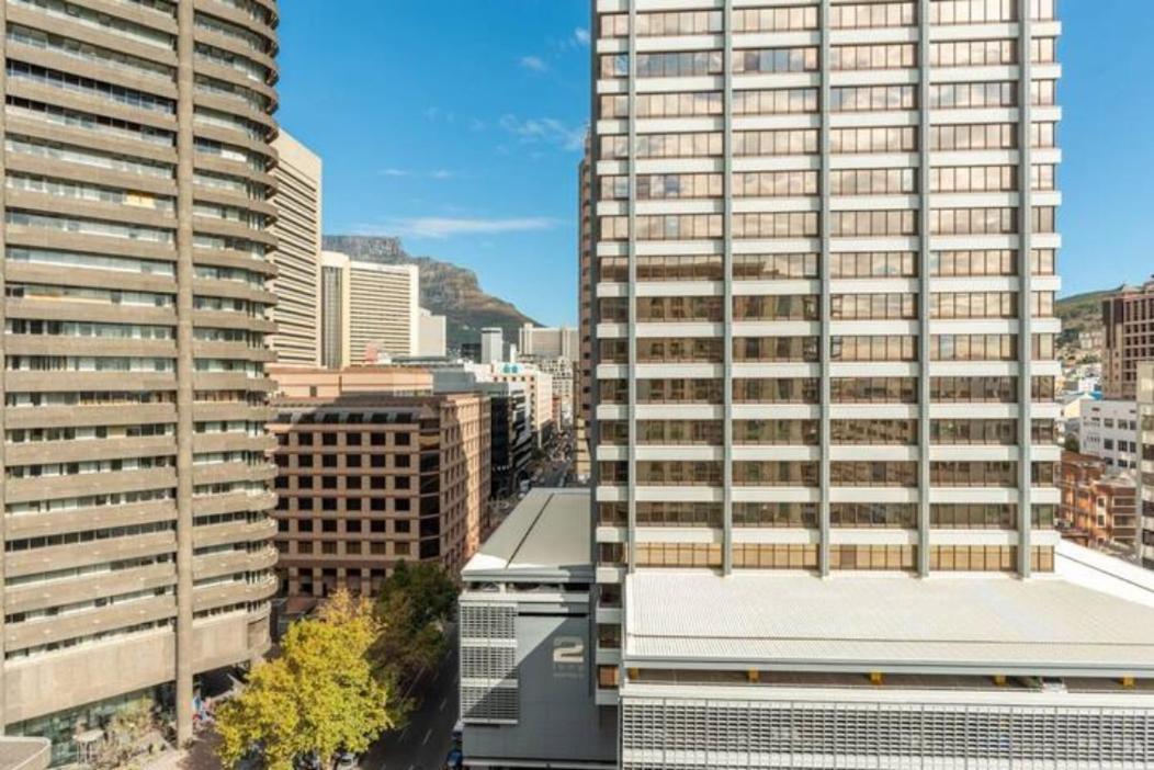 Spacious In Cbd Pool & Parking Perfect For The Corporate Traveller Apartamento *